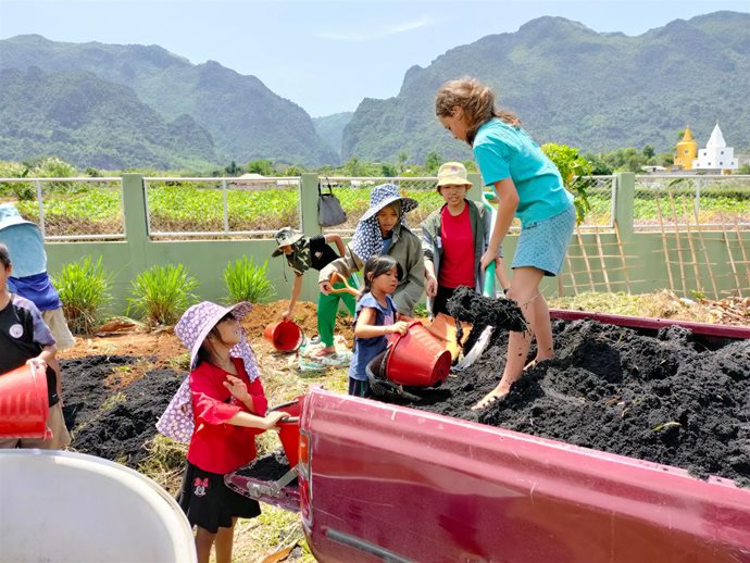 Kinderhaus am schönen Berg  im Norden Thailands